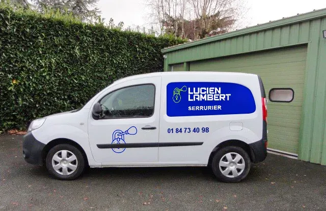 Camionnette d'intervention du serrurier Lucien Lambert au Le Pré-Saint-Gervais (93310)